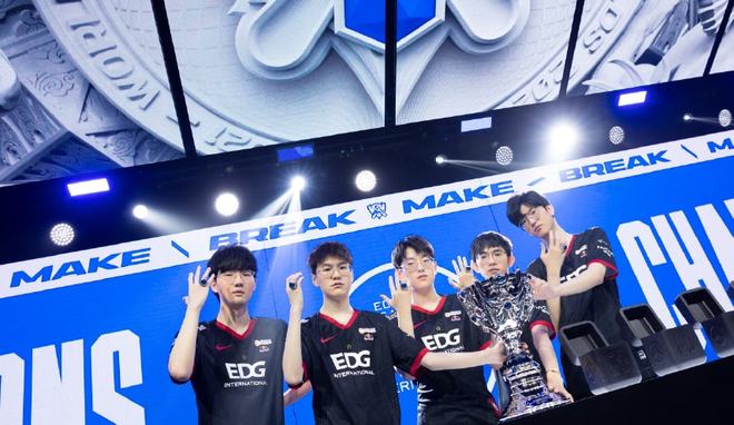 巴萨官方祝福保利尼奥：感谢你曾捍卫巴萨球衣，祝未来好运