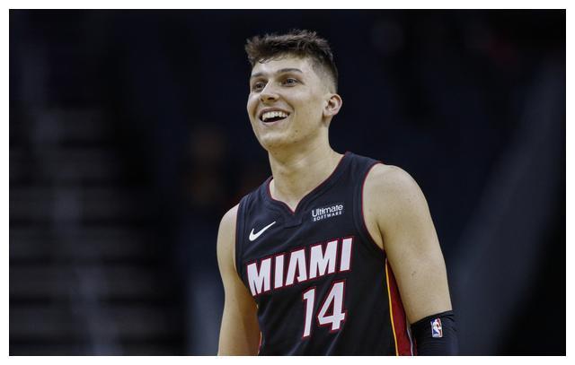 的舞台上 的舞台上